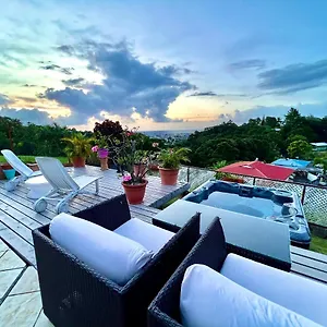 https://la-maison-du-bonheur-papeete.frenchpolynesia-hotels.com